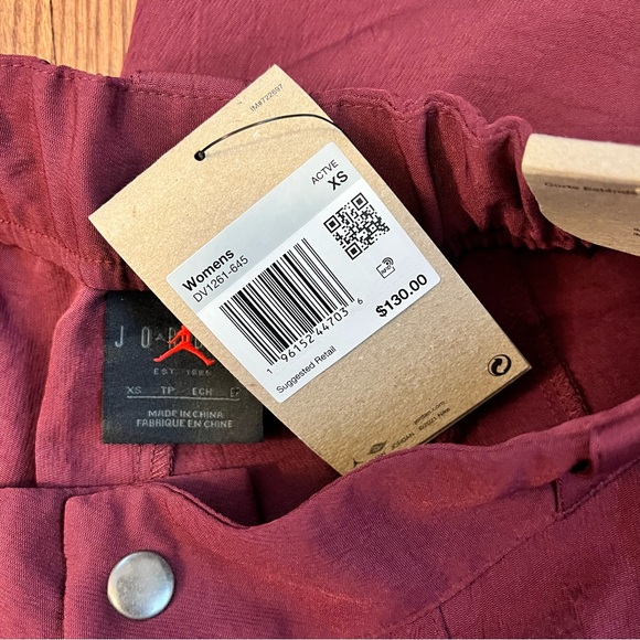 AIR JORDAN 23 ENGINEERED WOMEN'S RED UTILITY PANTS - Size XS - Picture 7 of 8
